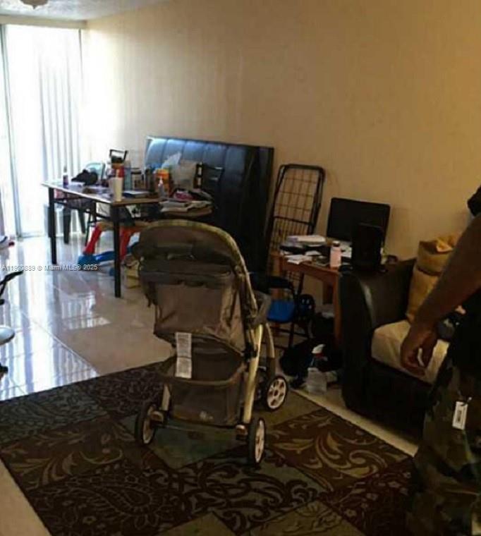 LEE PARK - Residential