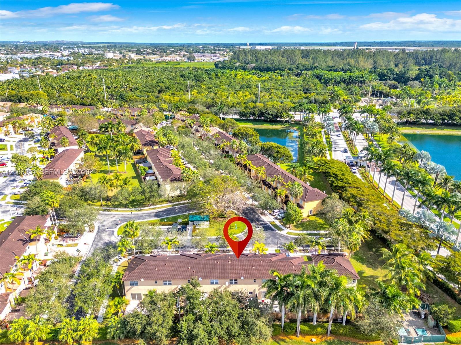 FLORIDIAN ISLES - Residential