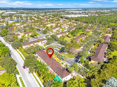 Tiny photo for 2406 NE 41st Pl, Homestead, FL 33033 (MLS # A12008951)
