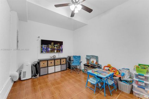 Tiny photo for 2406 NE 41st Pl, Homestead, FL 33033 (MLS # A12008951)