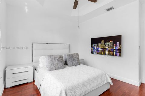 Tiny photo for 2406 NE 41st Pl, Homestead, FL 33033 (MLS # A12008951)