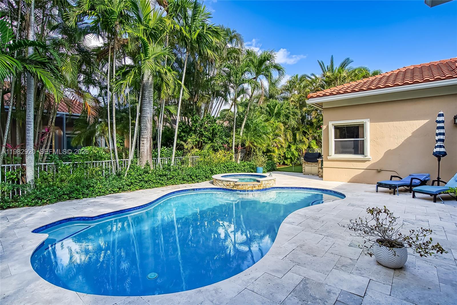 WEST SHORE - Residential