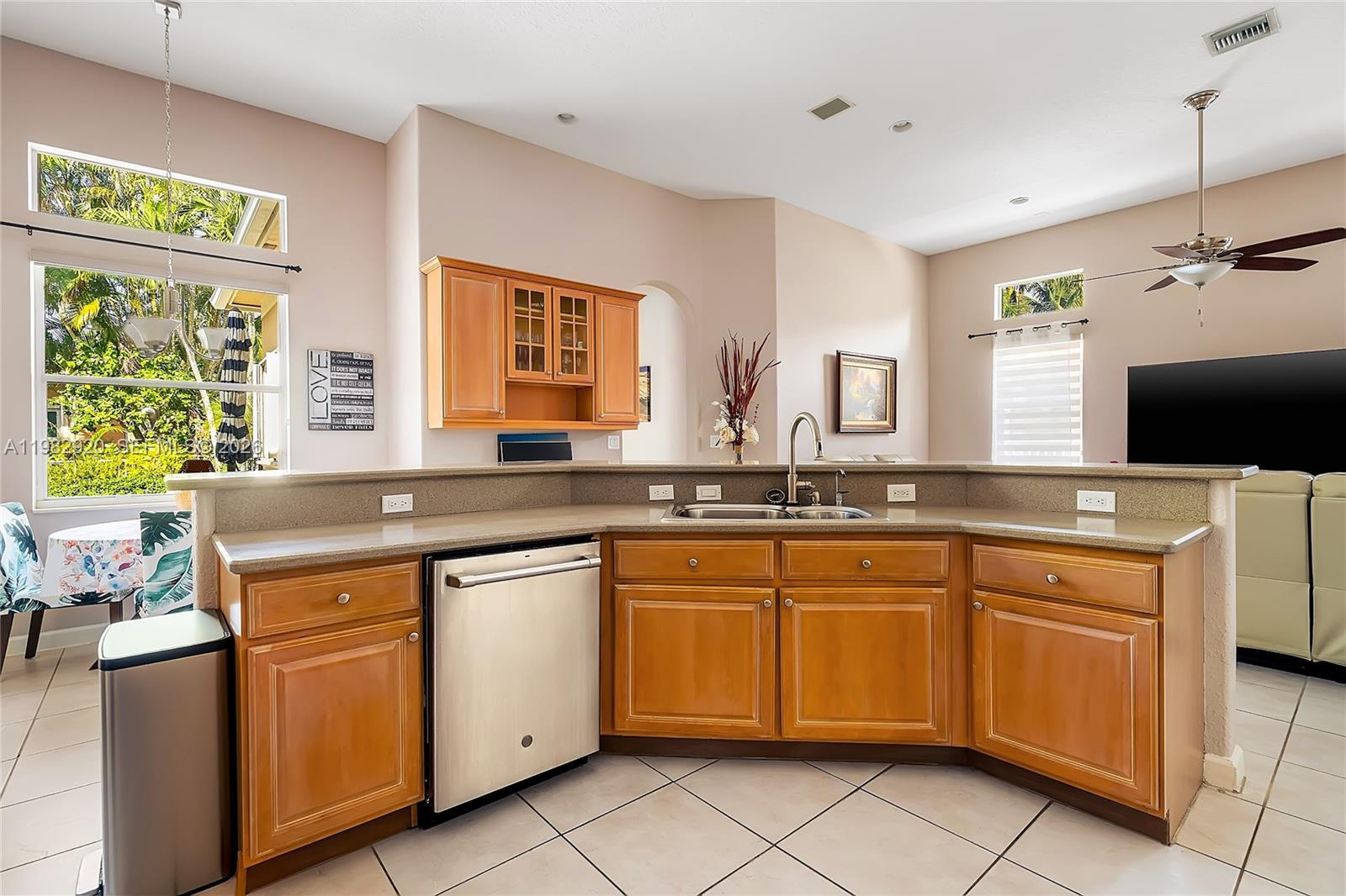 WEST SHORE - Residential