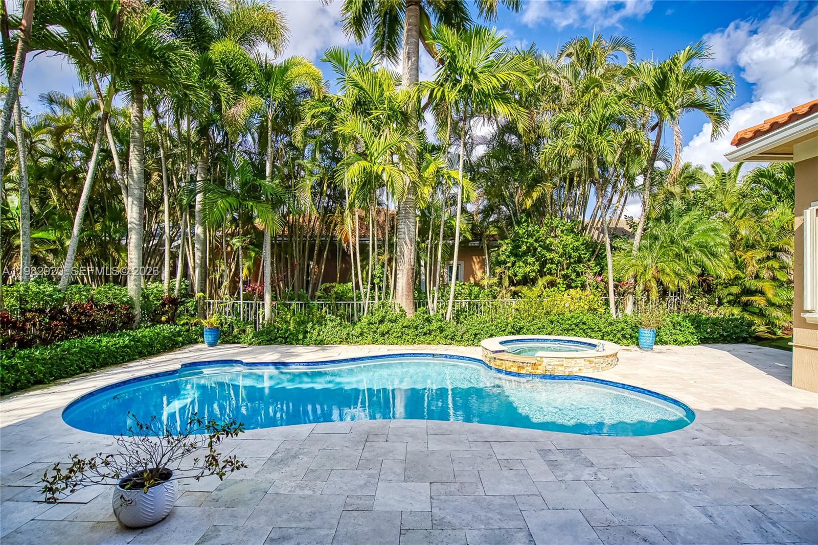 WEST SHORE - Residential