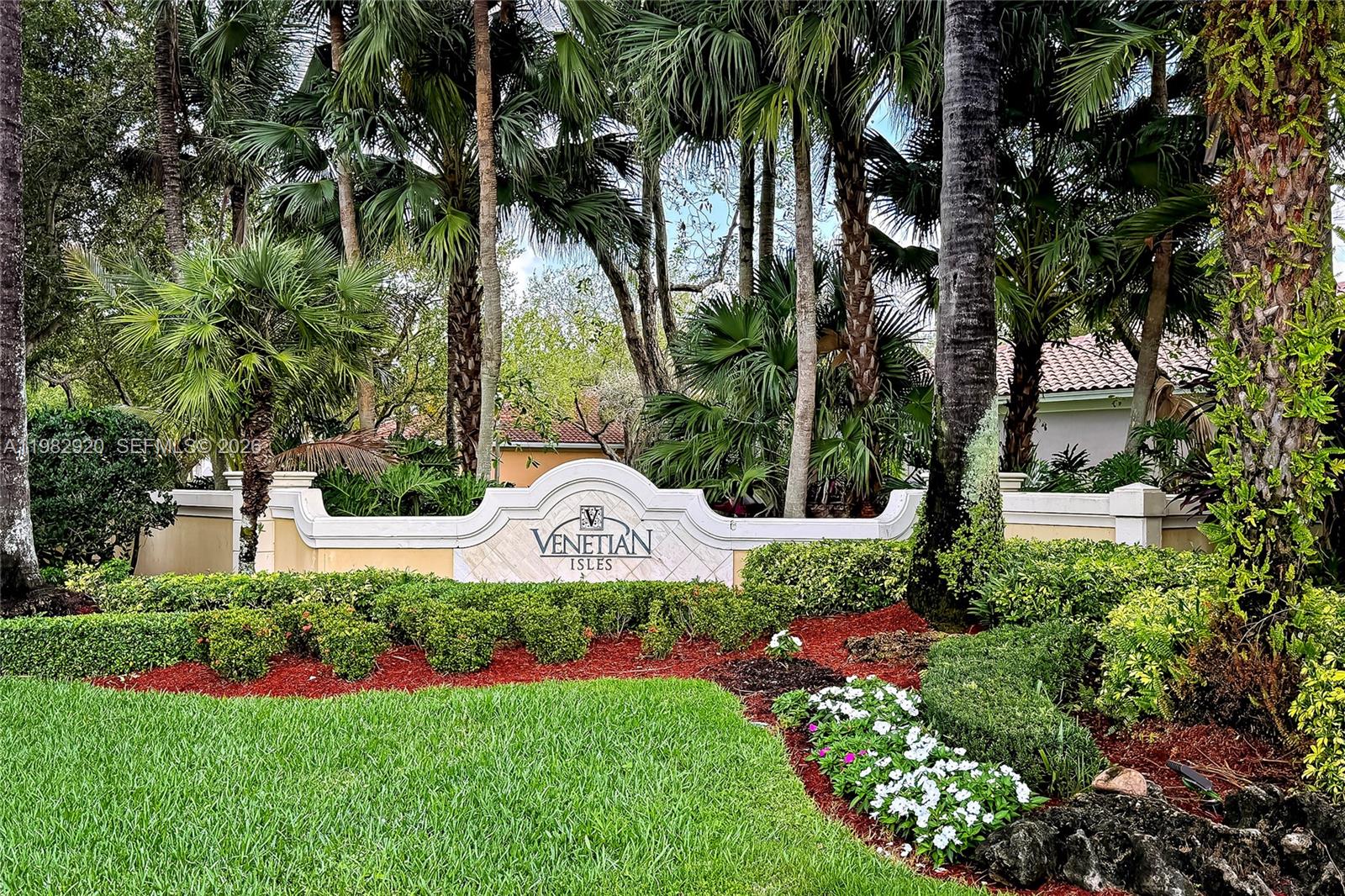 WEST SHORE - Residential