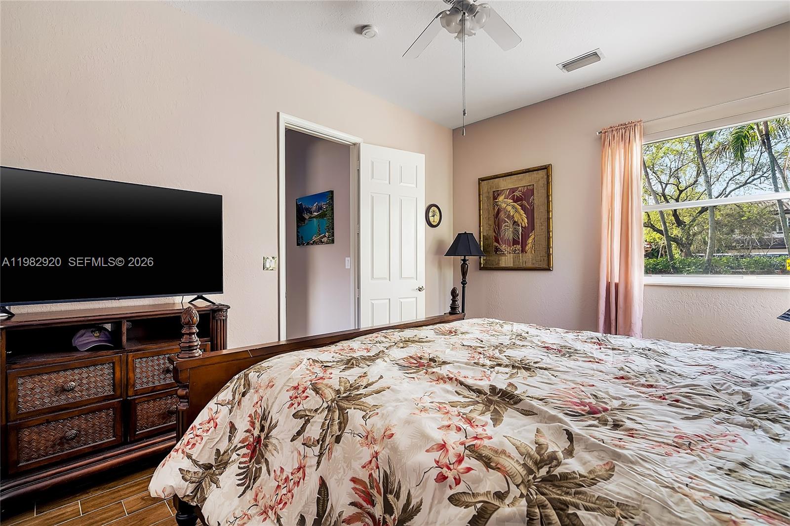 WEST SHORE - Residential