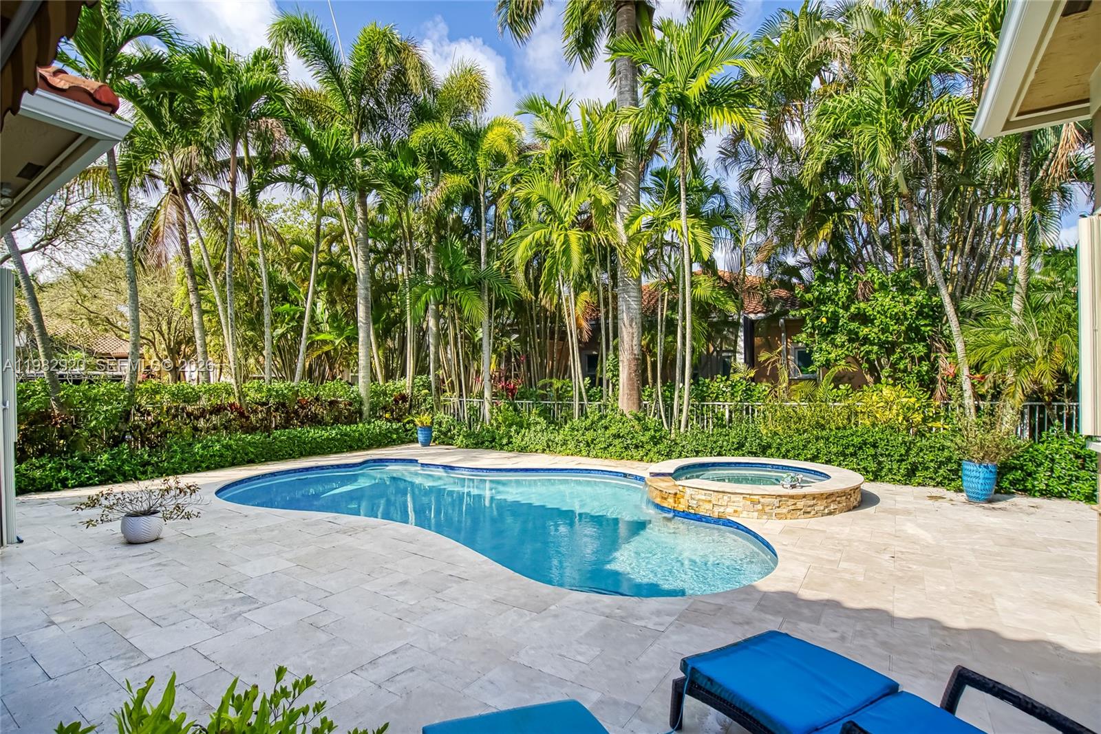 WEST SHORE - Residential