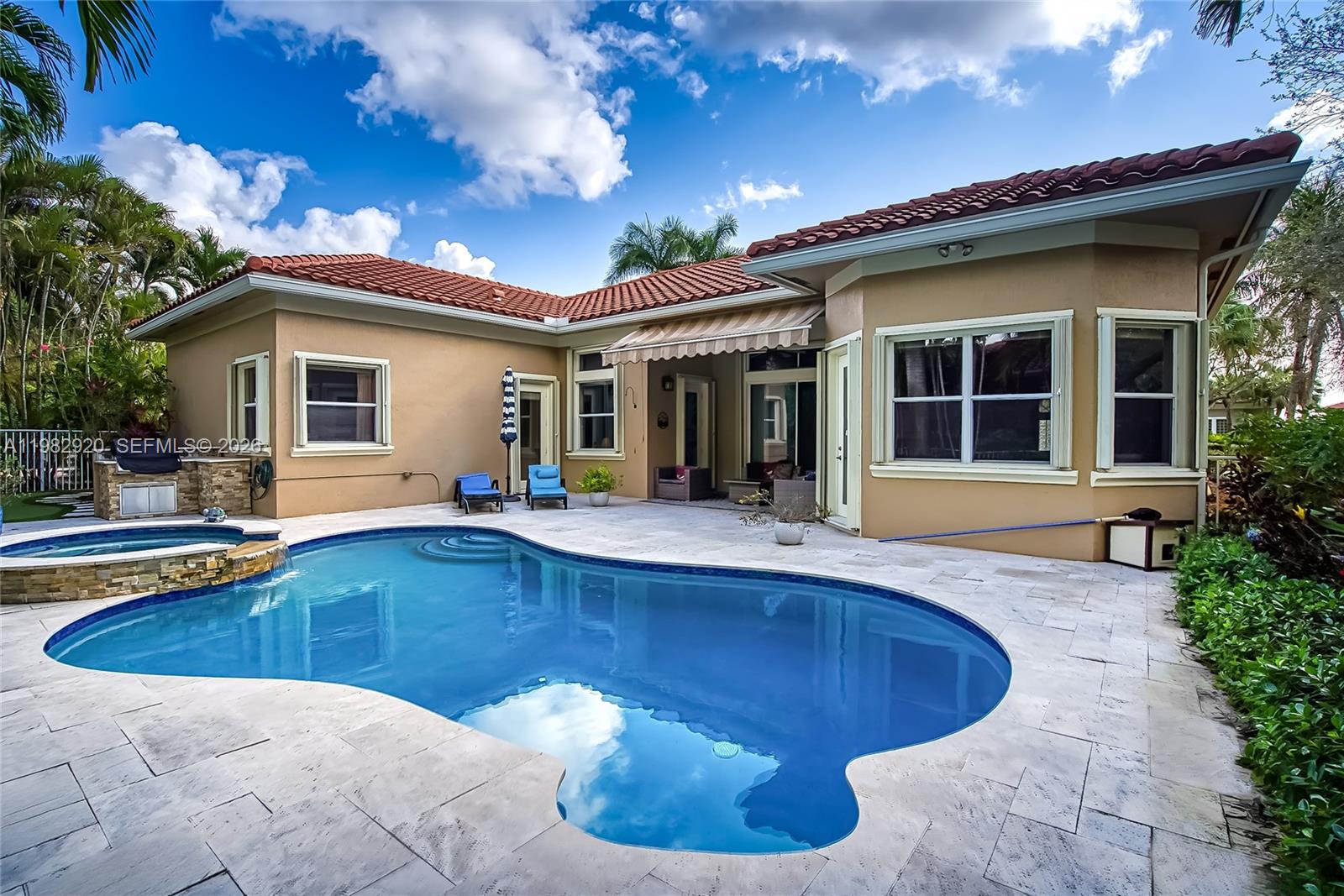 WEST SHORE - Residential