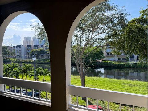 7840 Camino Real P-312 Miami FL 33143