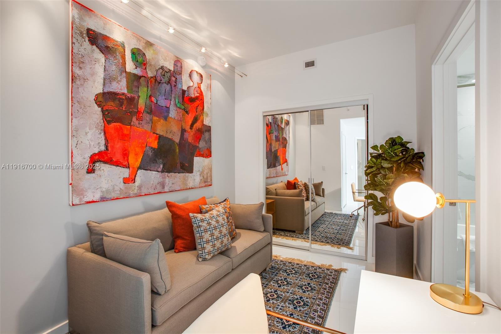 Paramount Miami Worldcente - Residential