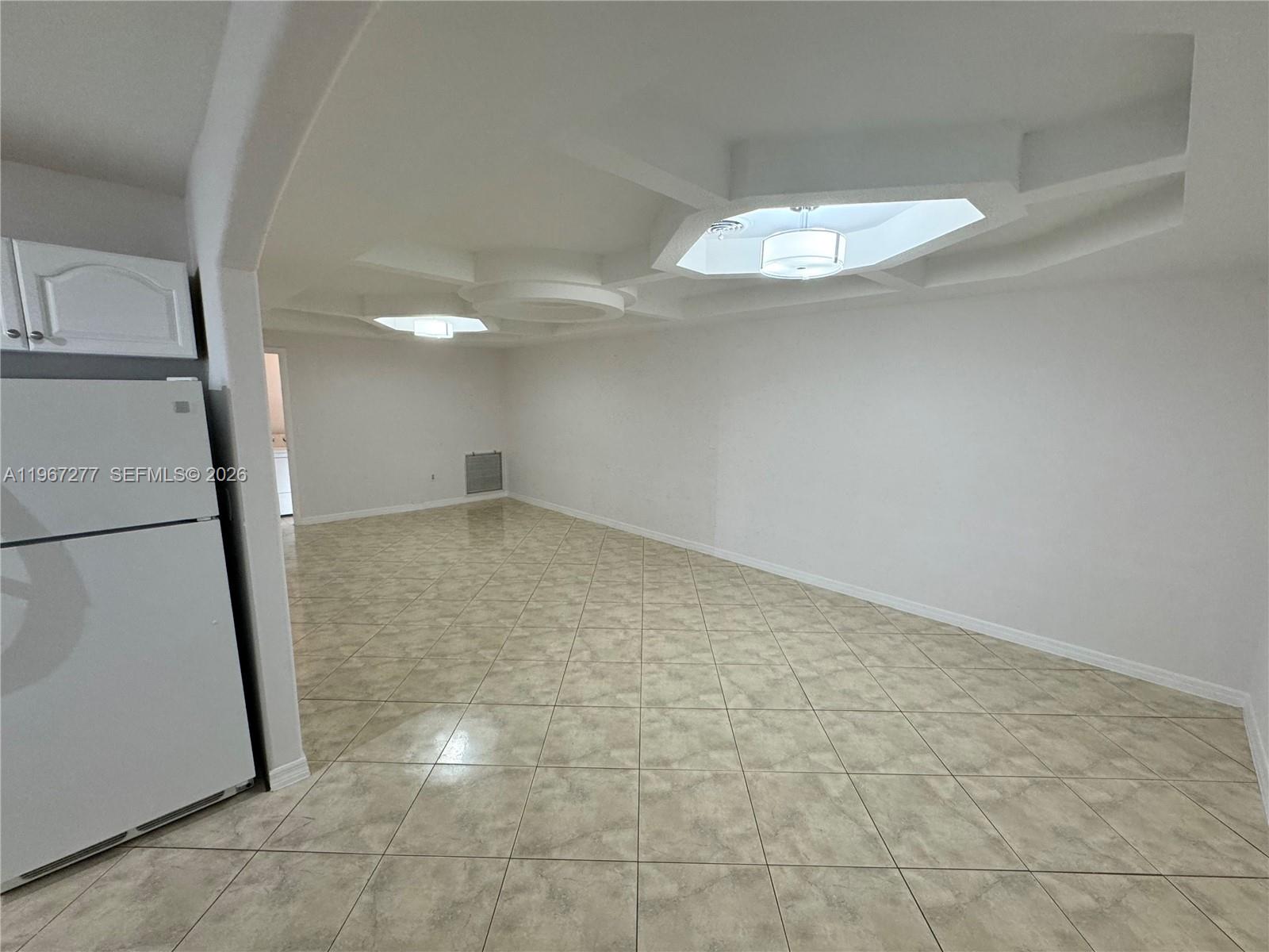 ACACIA VILLA - Residential Income