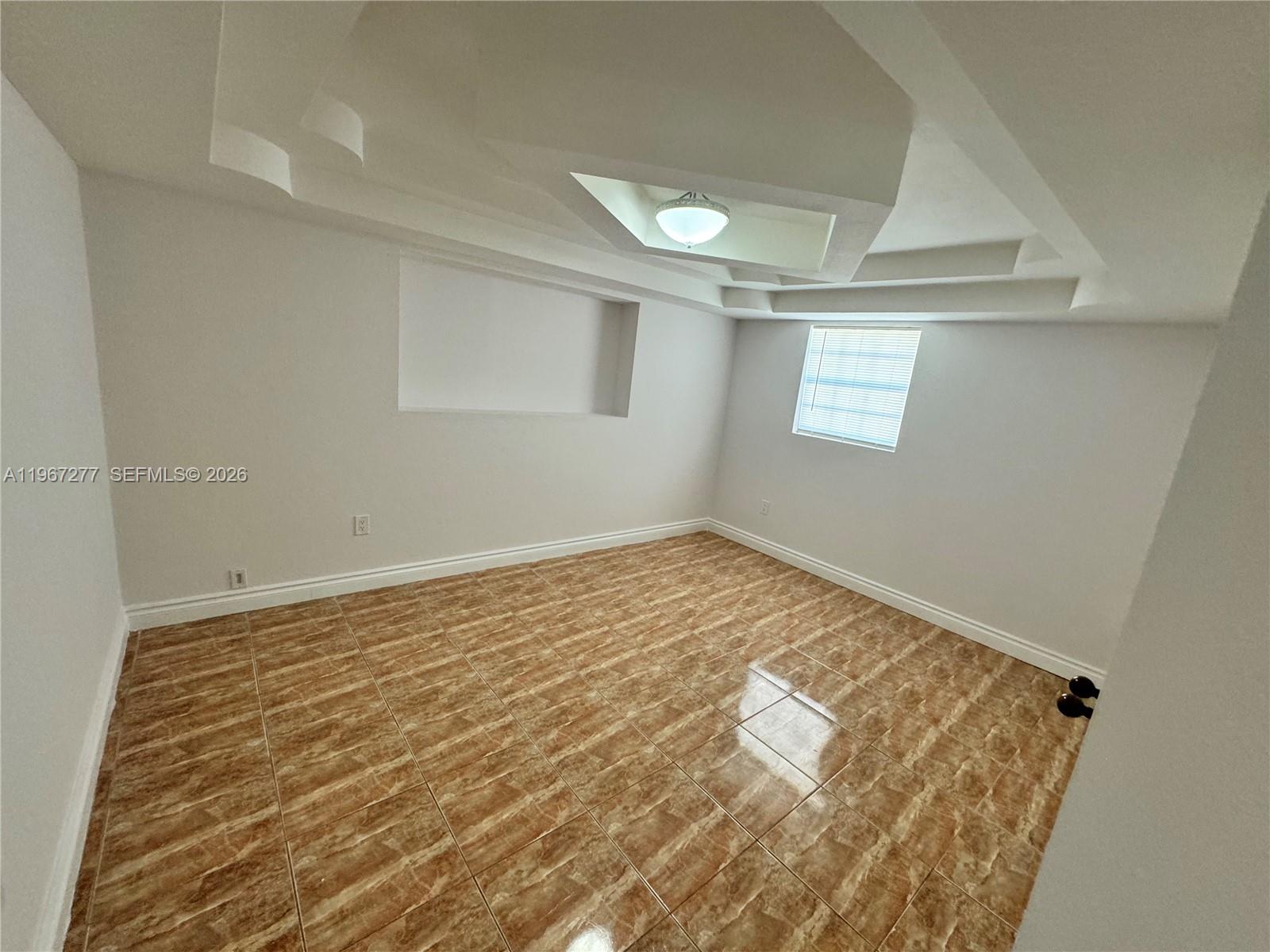 ACACIA VILLA - Residential Income