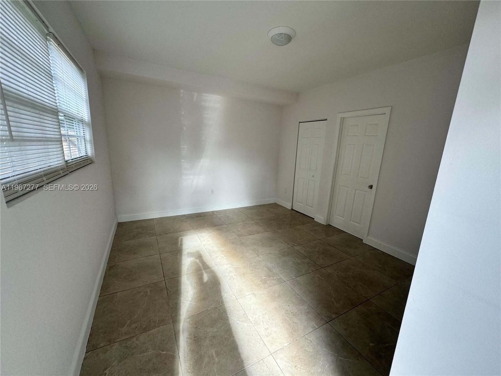 ACACIA VILLA - Residential Income