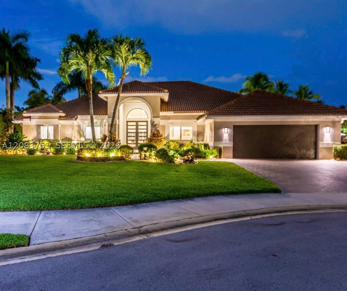1165 Manor Ct