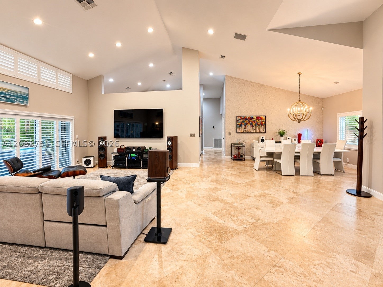 1165 Manor Ct
