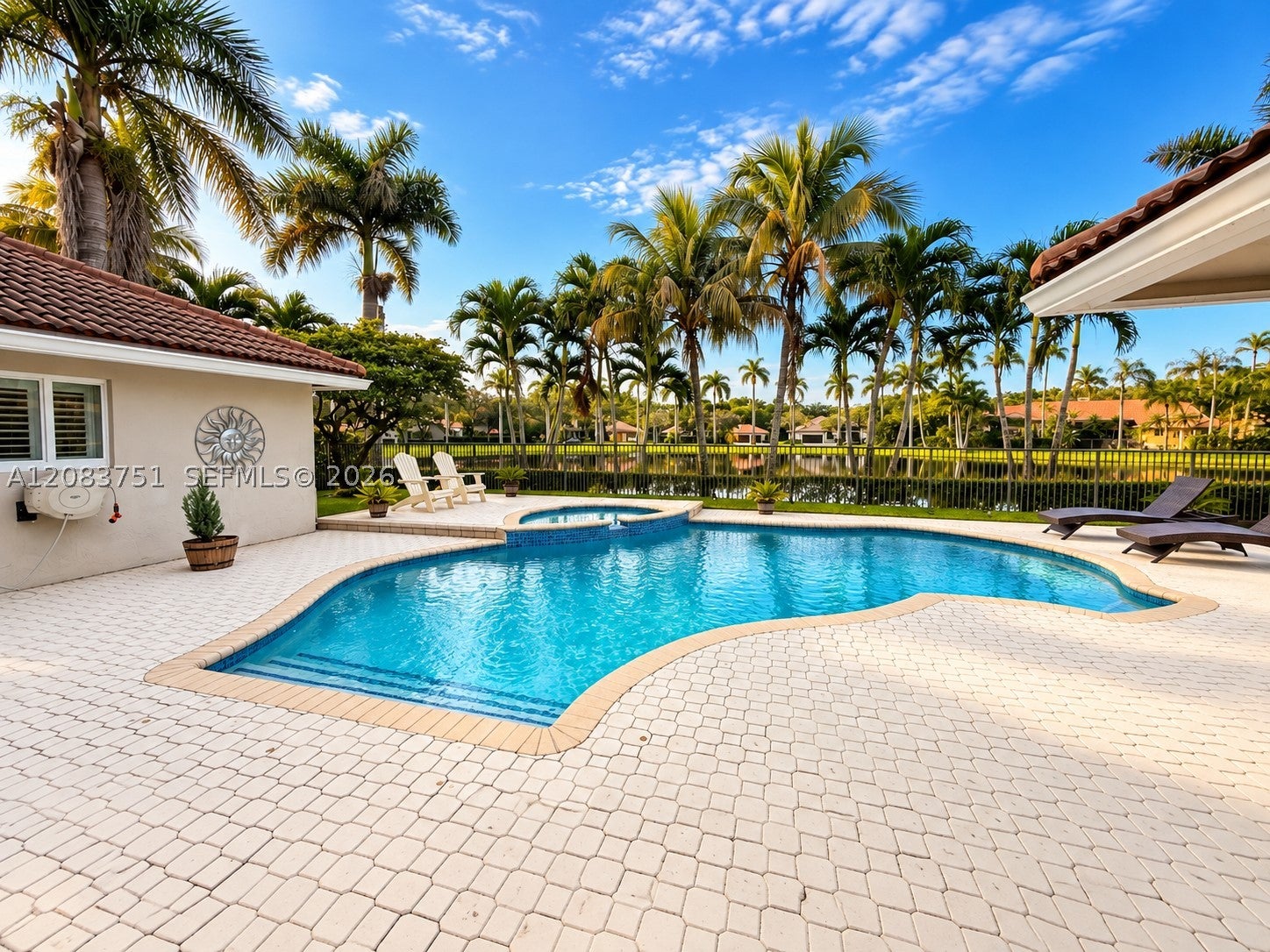 1165 Manor Ct, Weston FL 33326