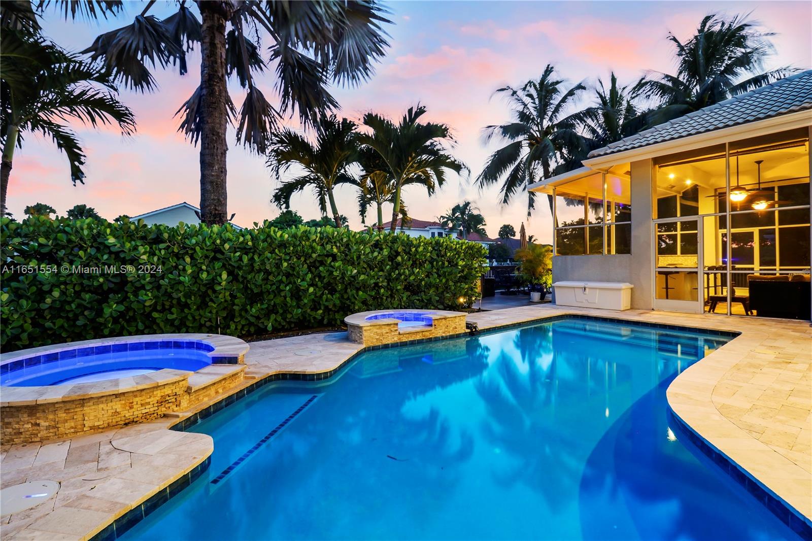 NORTH PASSAGE - Residential