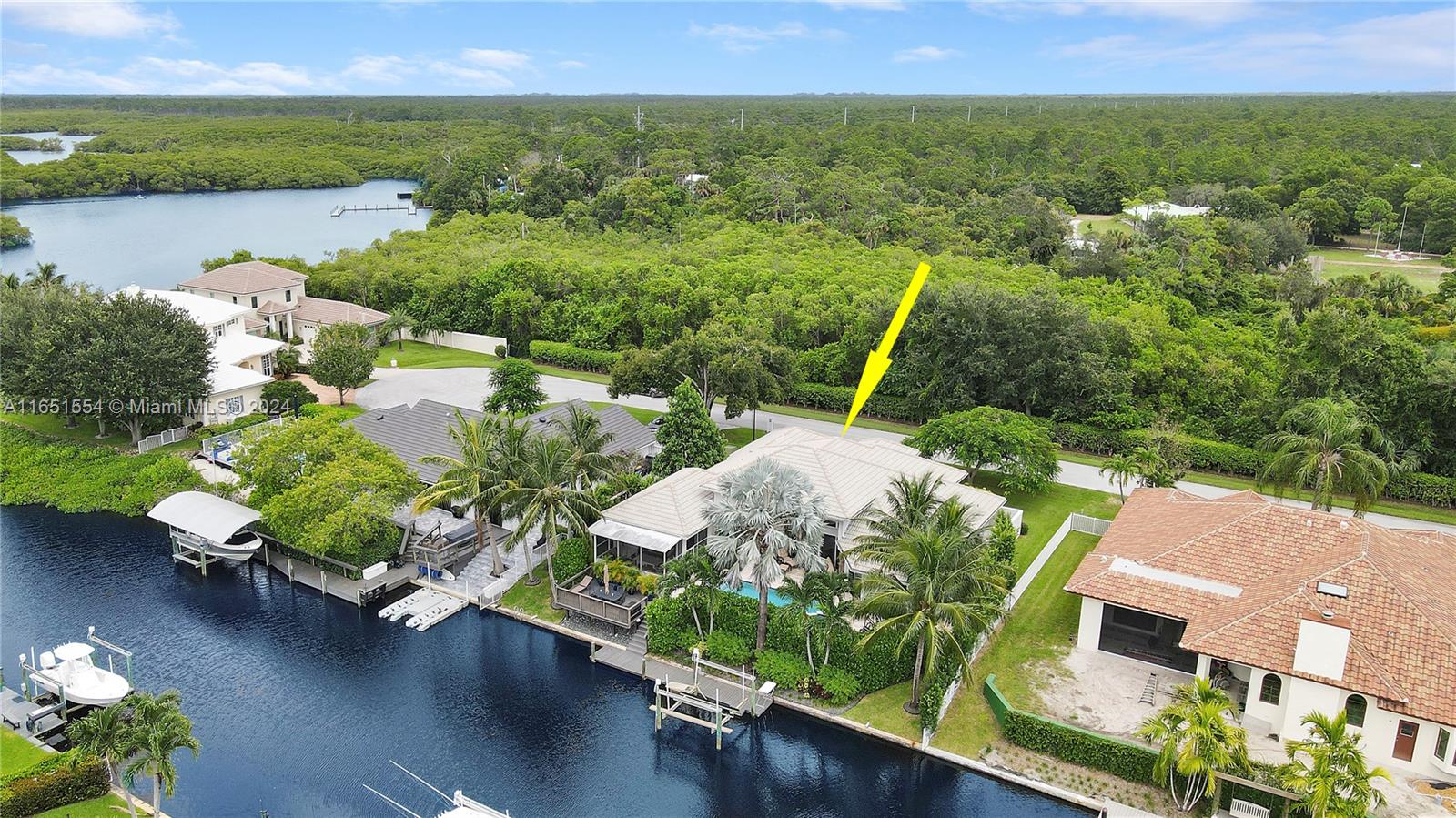 NORTH PASSAGE - Residential