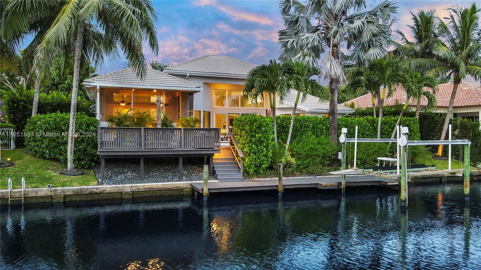 NORTH PASSAGE - Residential