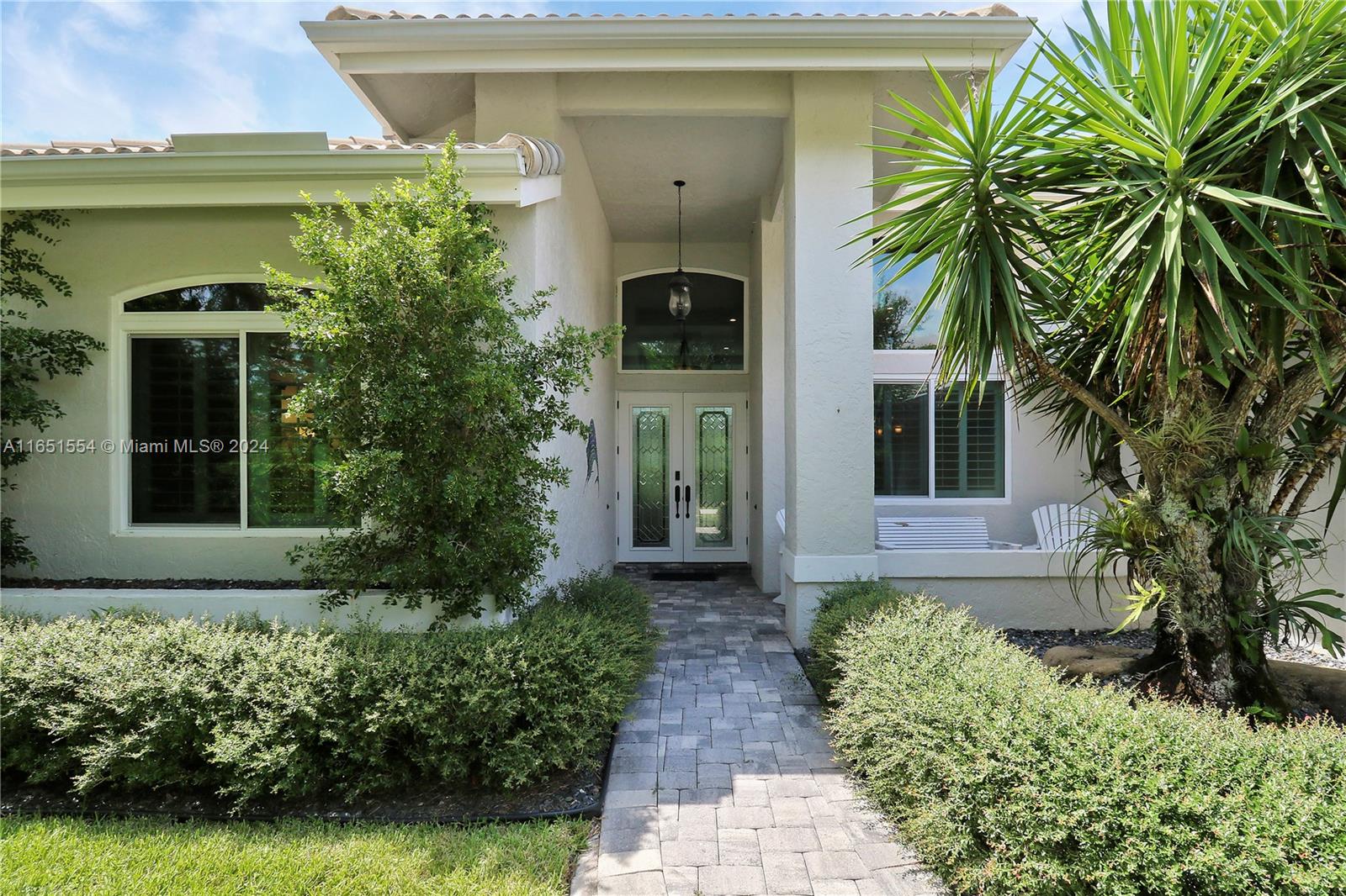 NORTH PASSAGE - Residential