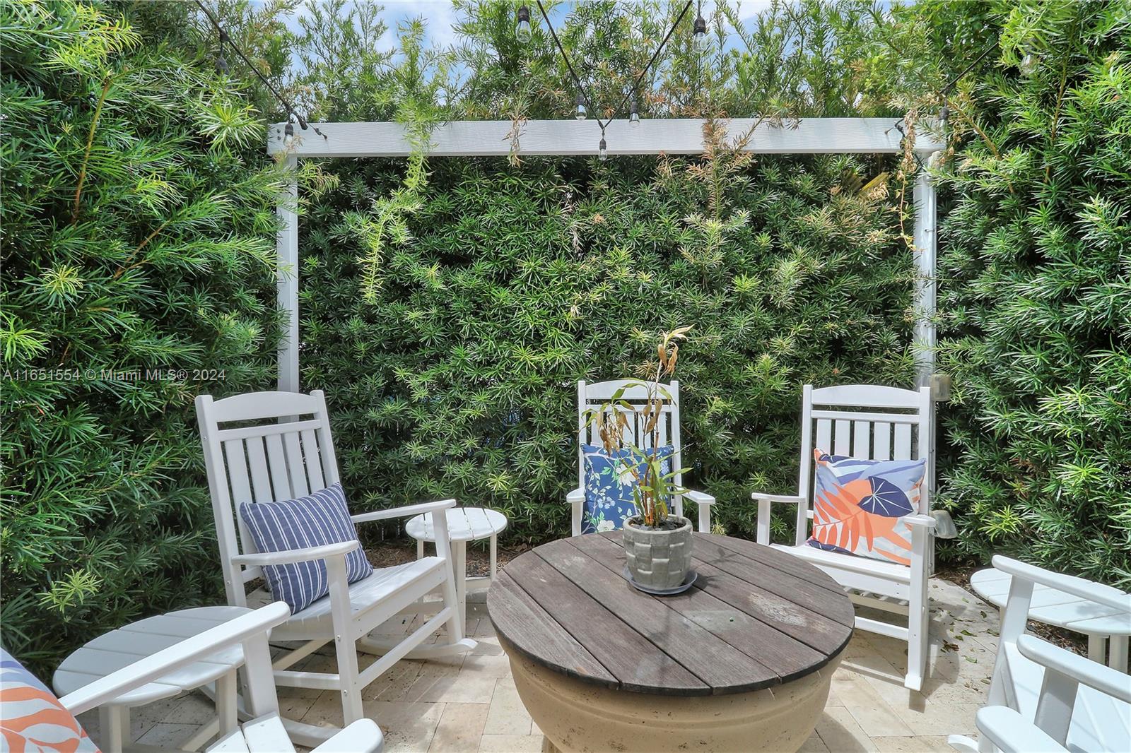 NORTH PASSAGE - Residential