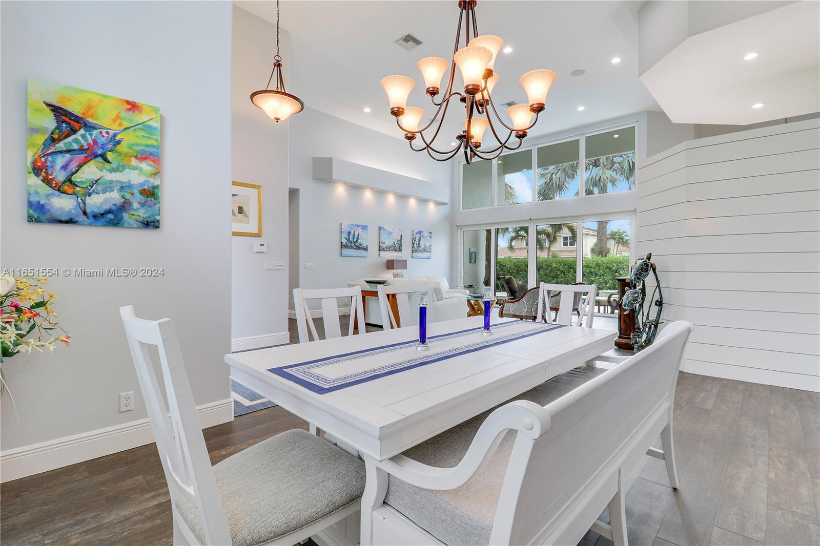 NORTH PASSAGE - Residential