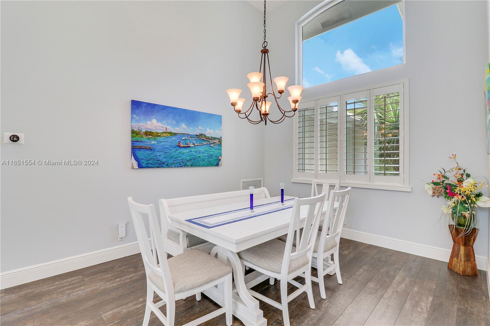 NORTH PASSAGE - Residential