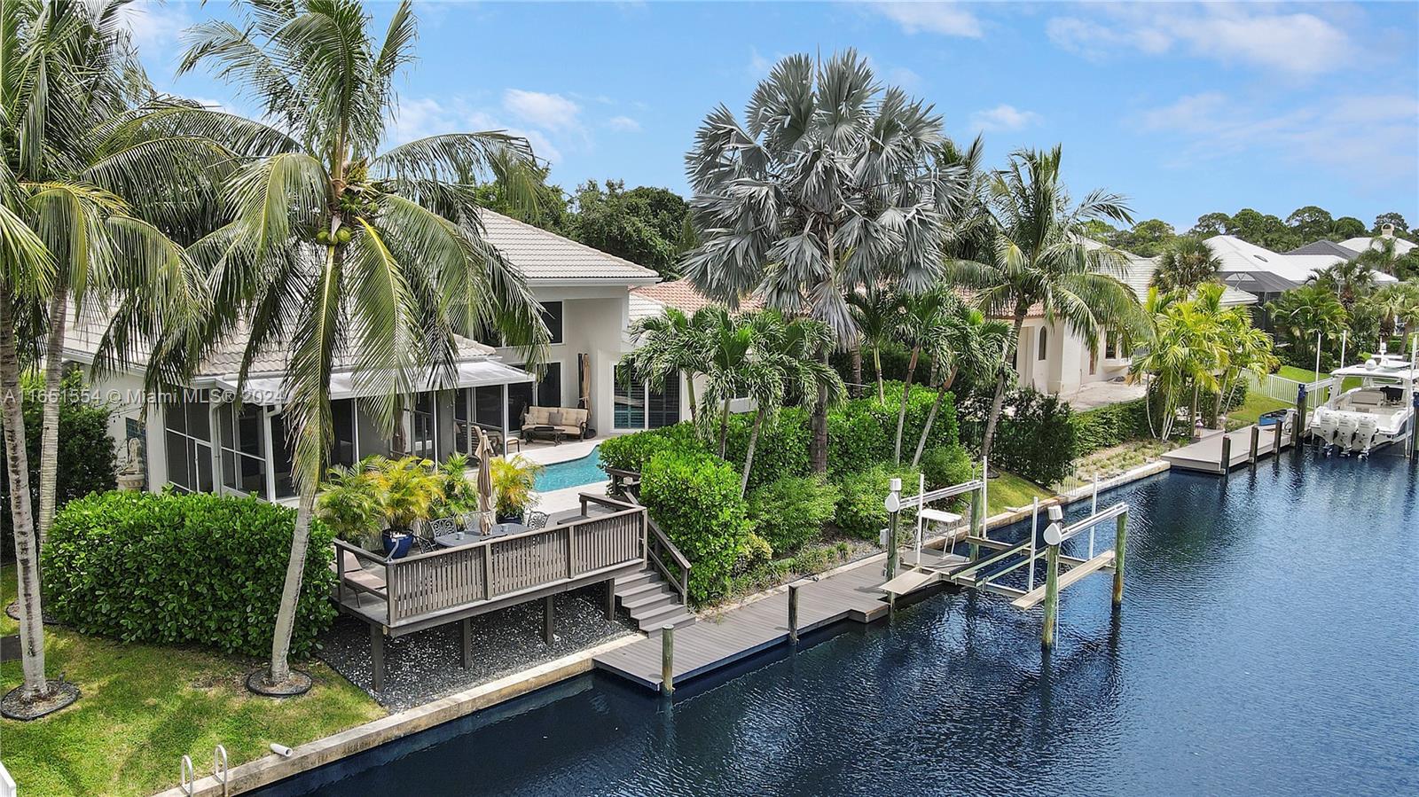 NORTH PASSAGE - Residential