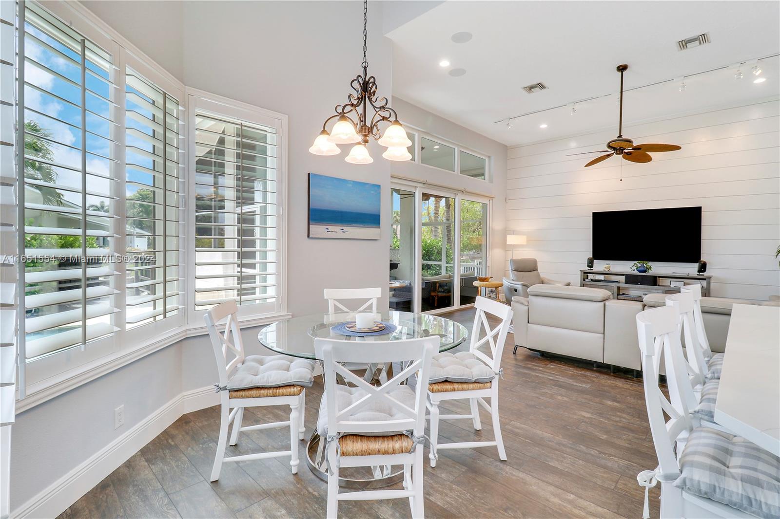 NORTH PASSAGE - Residential