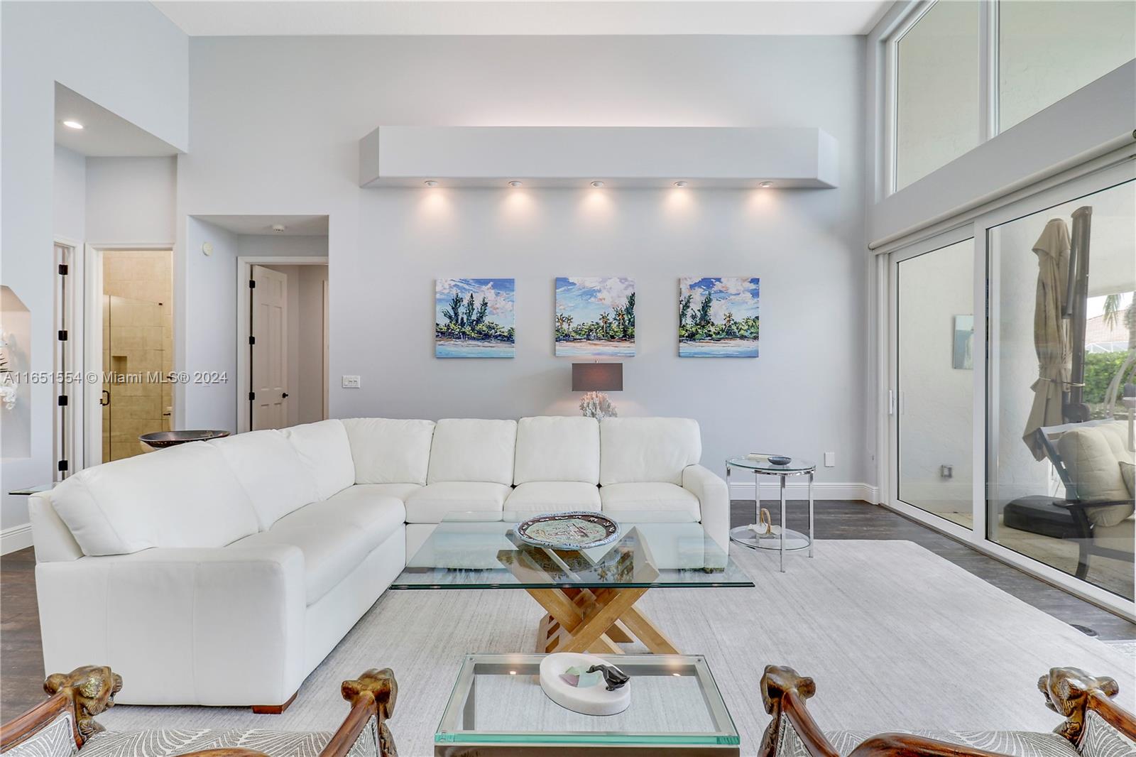 NORTH PASSAGE - Residential