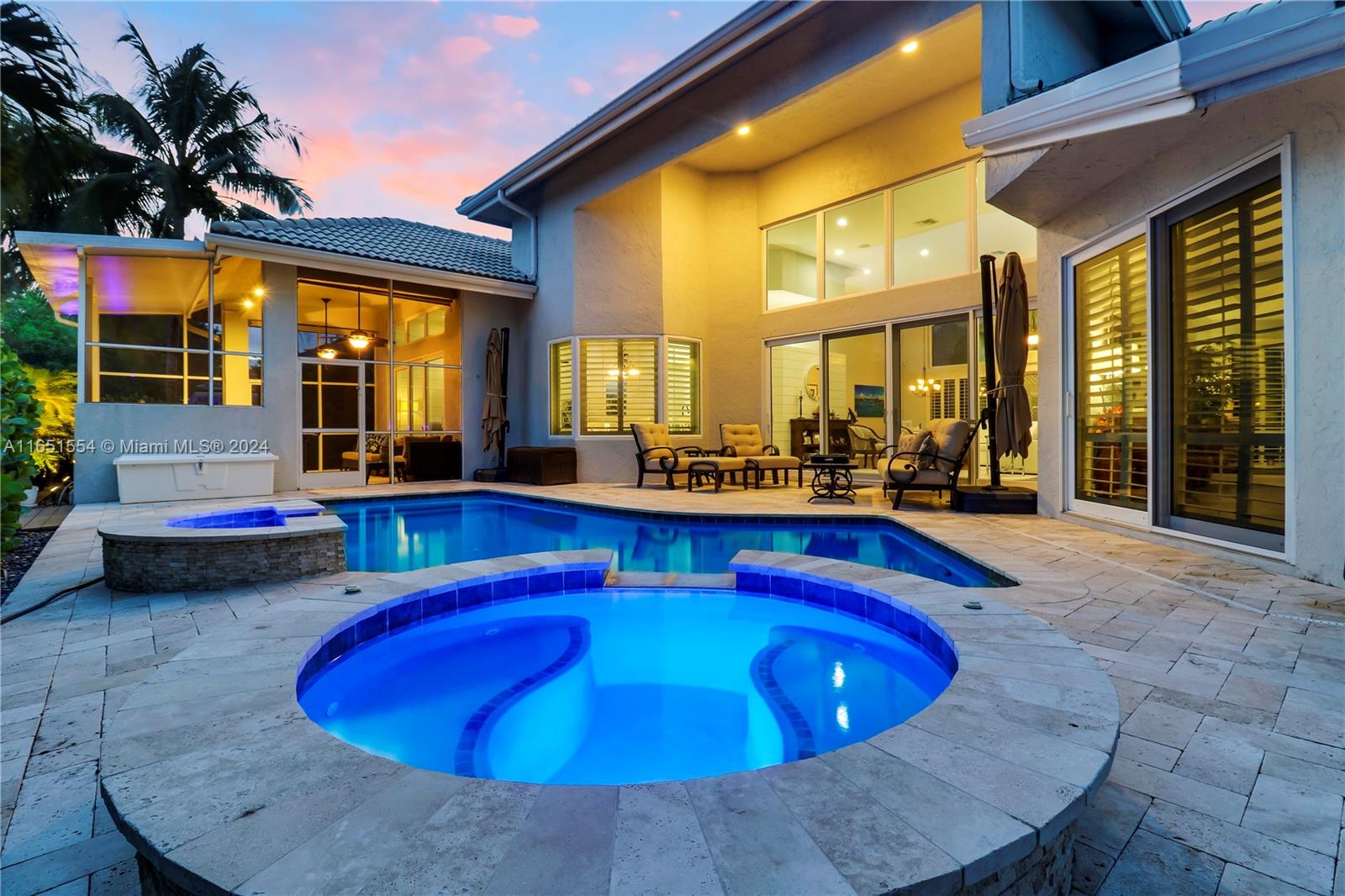 NORTH PASSAGE - Residential