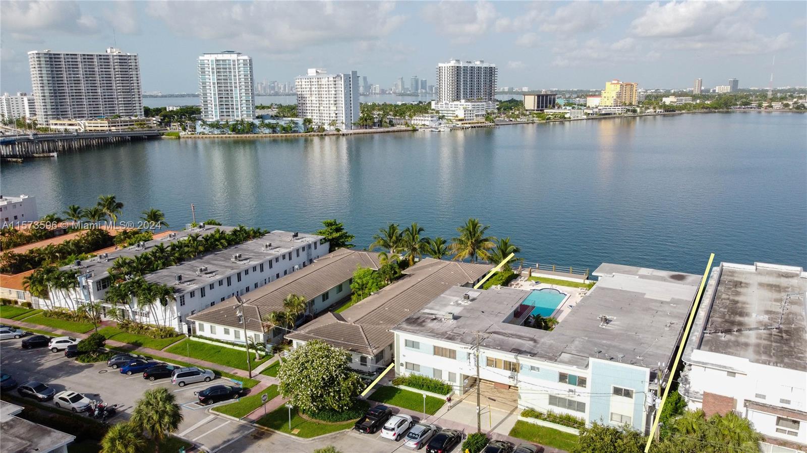 2250 Bay Dr 4, Miami Beach, Miami-Dade County, Florida - 1 Bedrooms  
1 Bathrooms - 