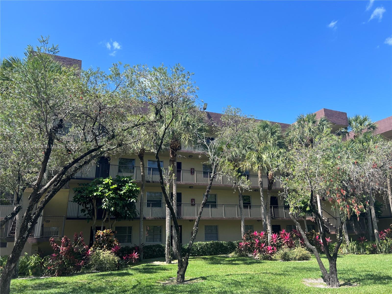 Clean and bright 2 BR / 2 BA with serene lagoon view and blooming trees from the screened porch. Features white shaker cabinets, granite countertops, tile floors throughout, and in-unit washer / dryer. Resort-style amenities include pool, BBQ / Picnic area and tennis courts. Gated community, all ages welcome!