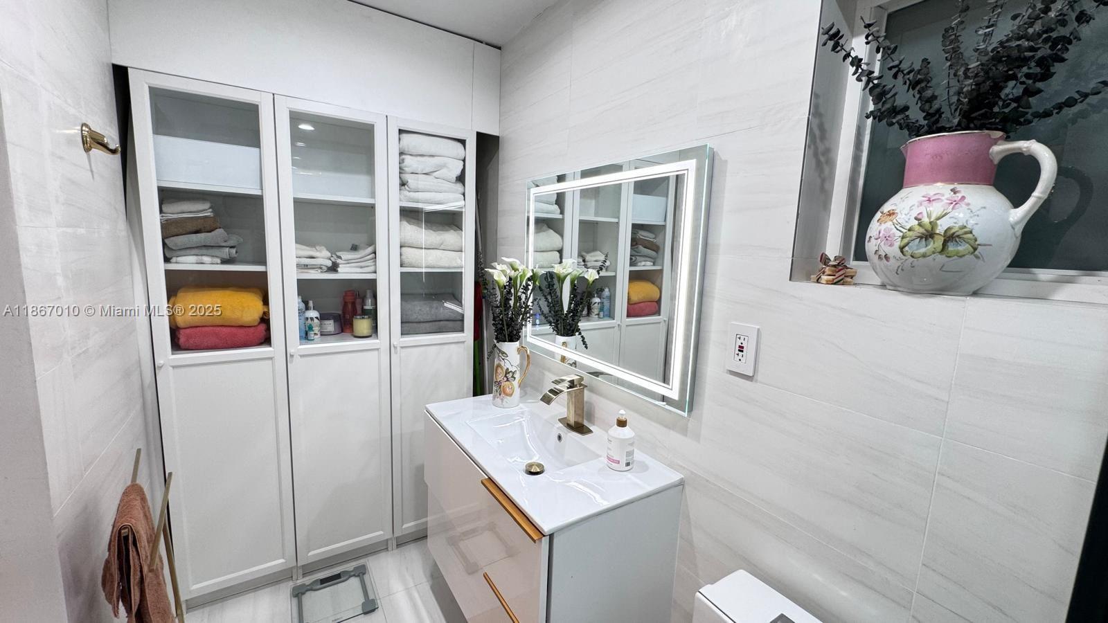 CENTRAL MIAMI PT 1 - Residential