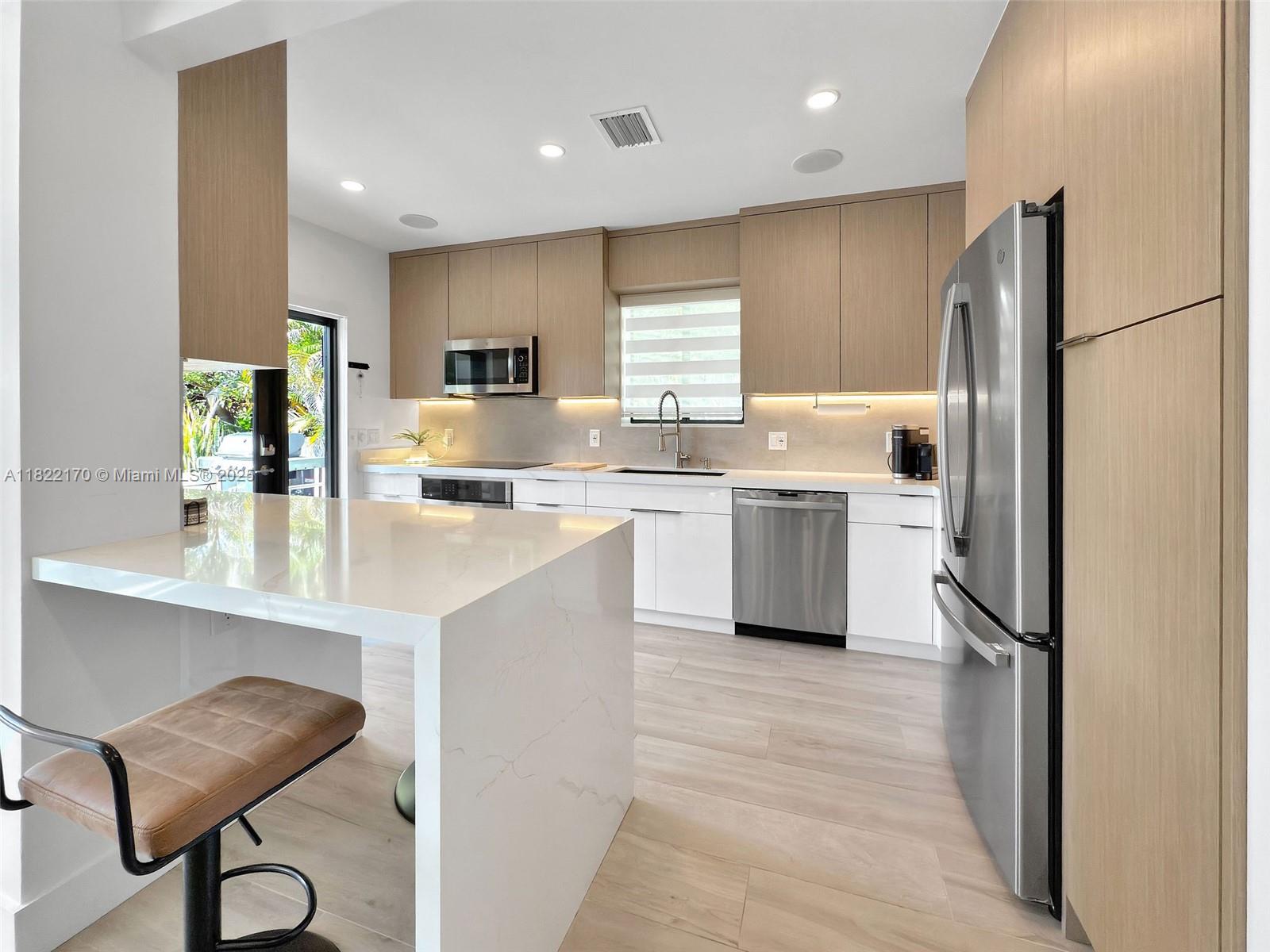 BRICKELL HAMMOCK UNIT NO - Residential Lease