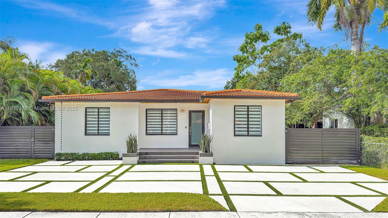 130 SW 25th Rd