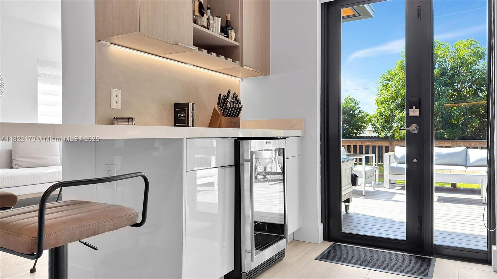 BRICKELL HAMMOCK UNIT NO - Residential Lease