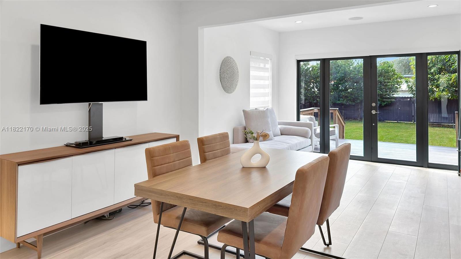 BRICKELL HAMMOCK UNIT NO - Residential Lease