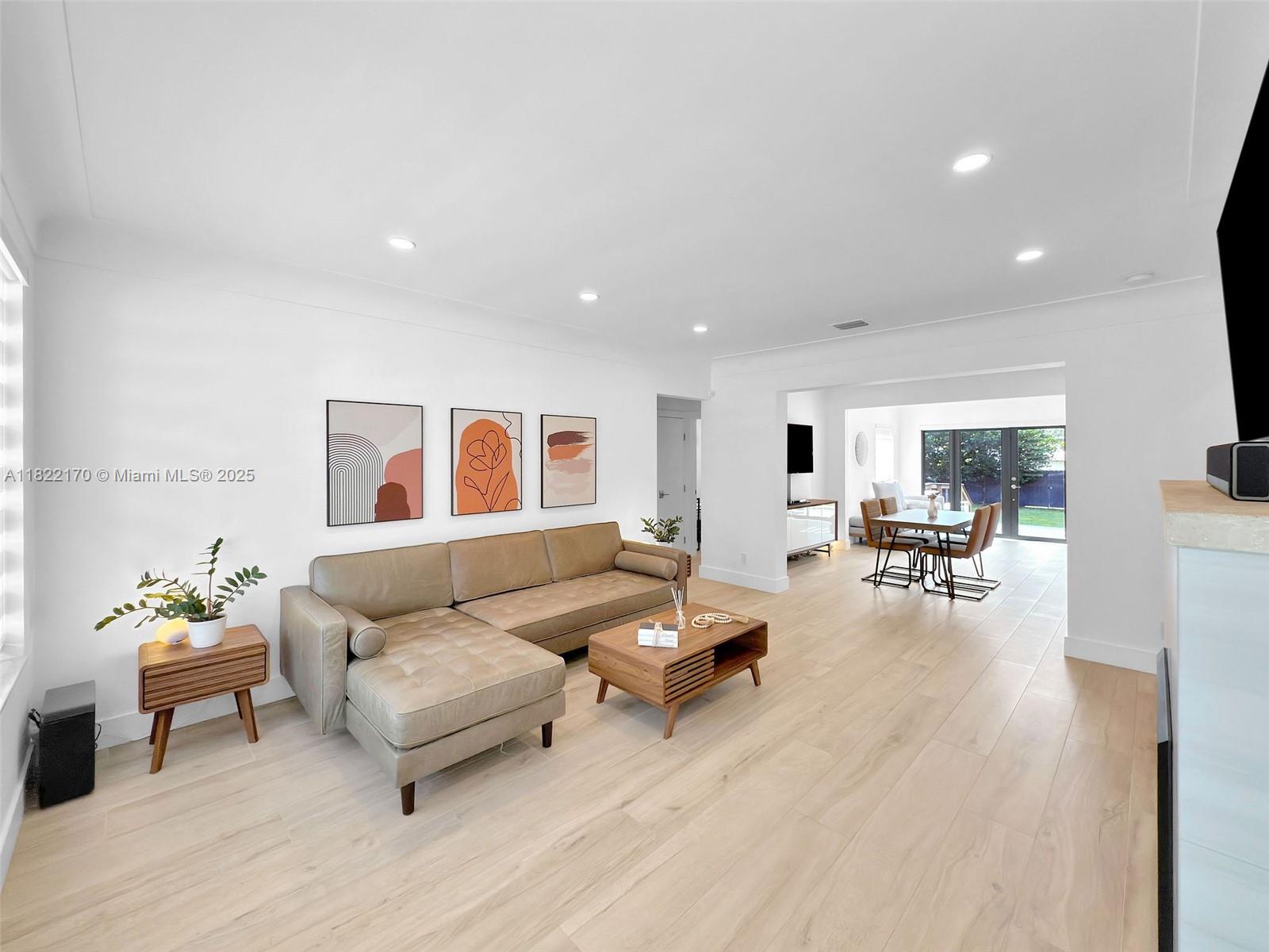 BRICKELL HAMMOCK UNIT NO - Residential Lease