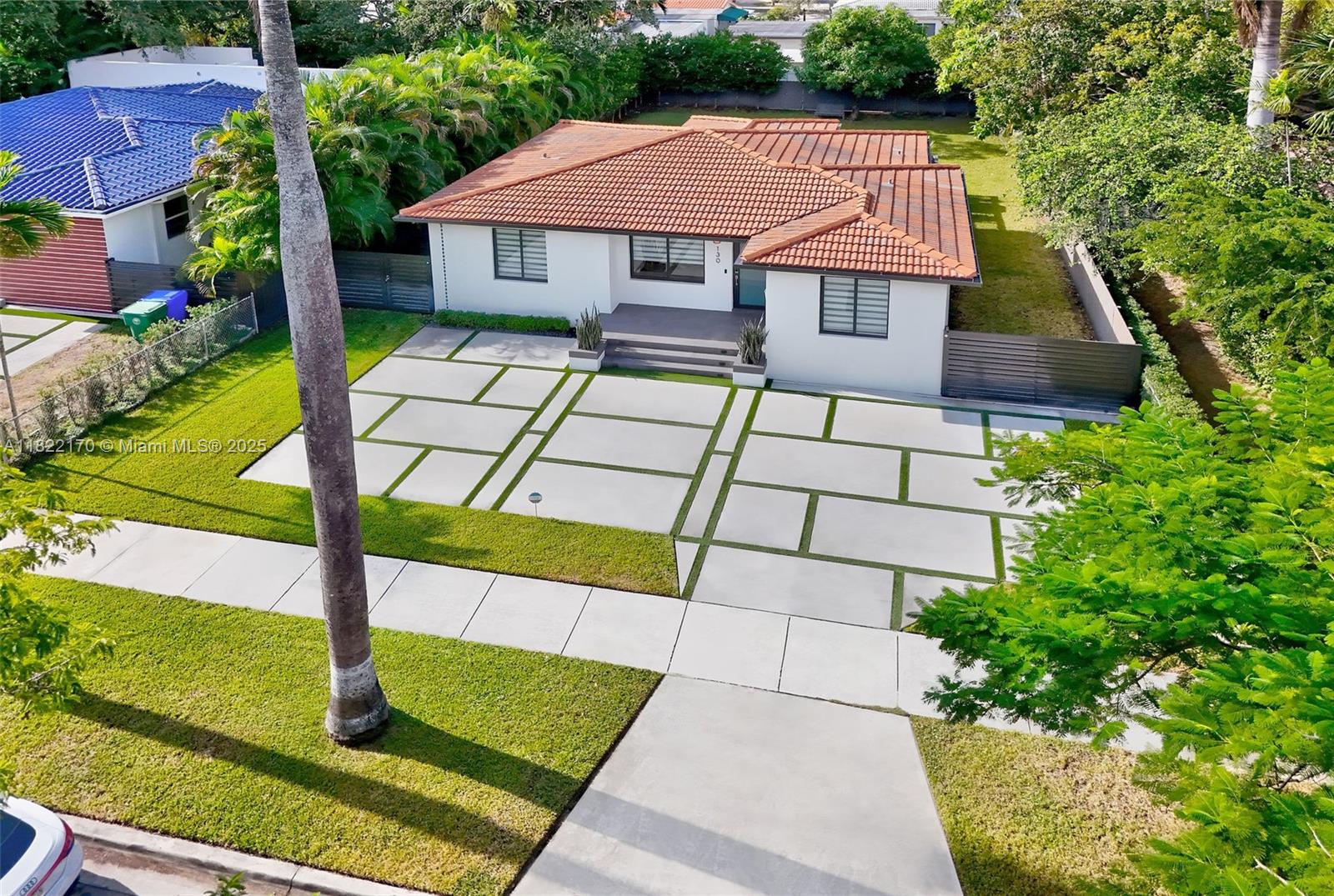 130 SW 25th Rd