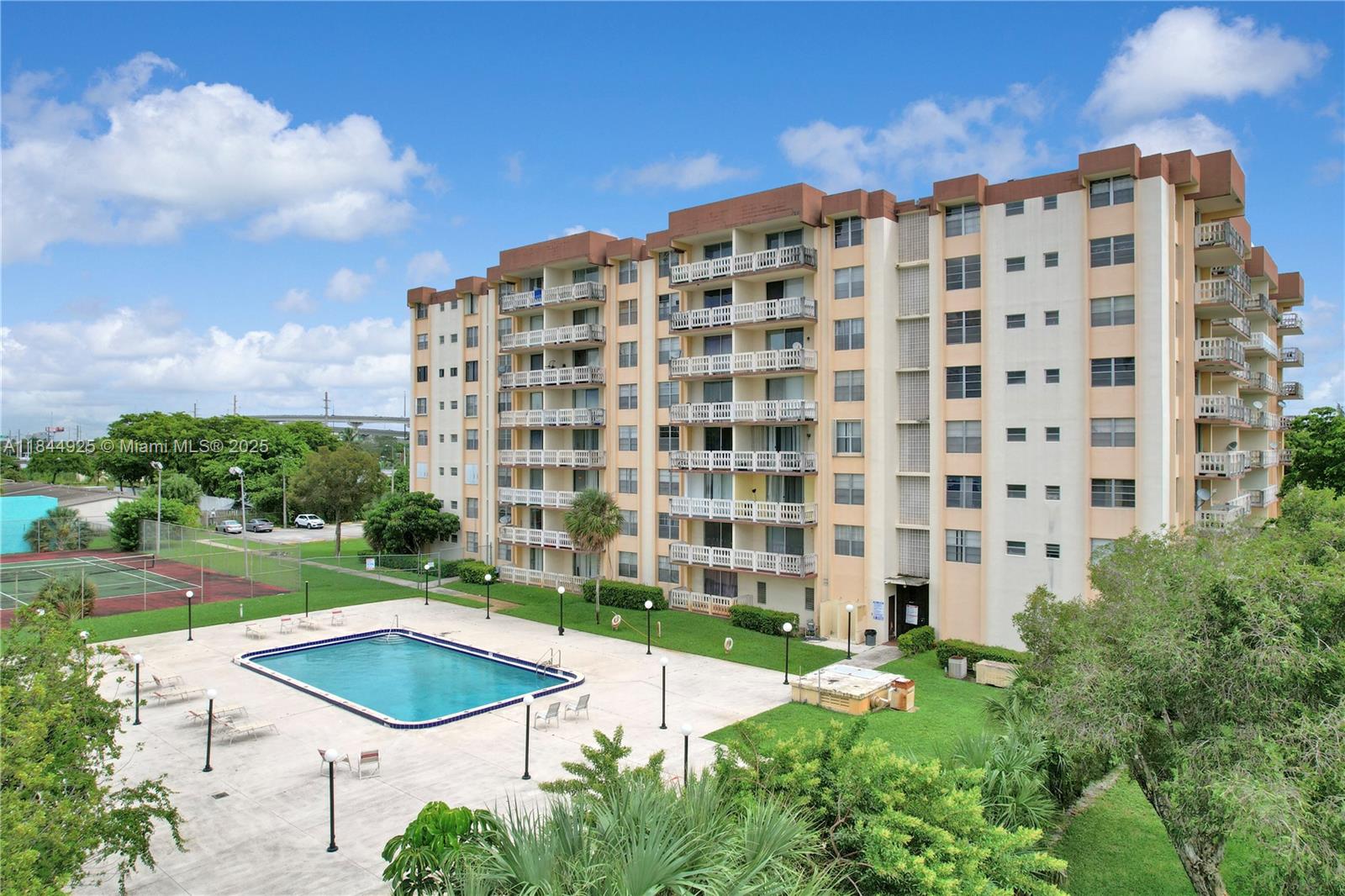 This well-maintained 1-bedroom, 1-bathroom condo offers a bright and airy living space with beautiful tile and laminate flooring, generous closet space, and a private balcony with scenic views. Centrally located with convenient access to major highways, public transportation, and a variety of restaurants, this unit is ideal for both personal use and investment. Enjoy top-notch amenities including a pool, sauna, library, elevator, and secure parking. Just 20 minutes from the beach, Aventura Mall, and Miami International Airport.
?? Currently rented at $1,550/month through 12/31/2025 – 24-hour notice required for showings
?? Special assessment of $354.82/month through December 2025