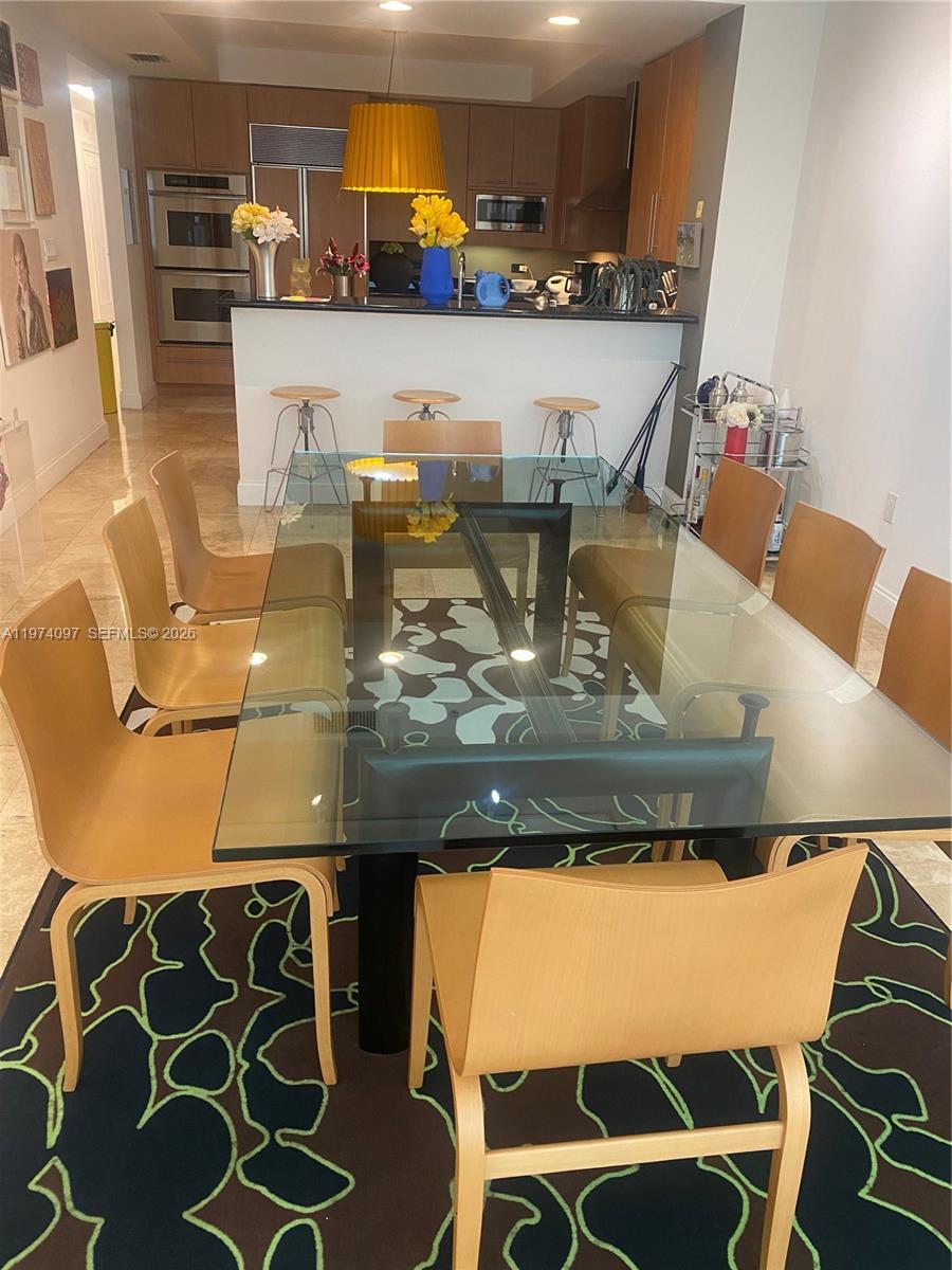 THE PENINSULA CONDO - Residential