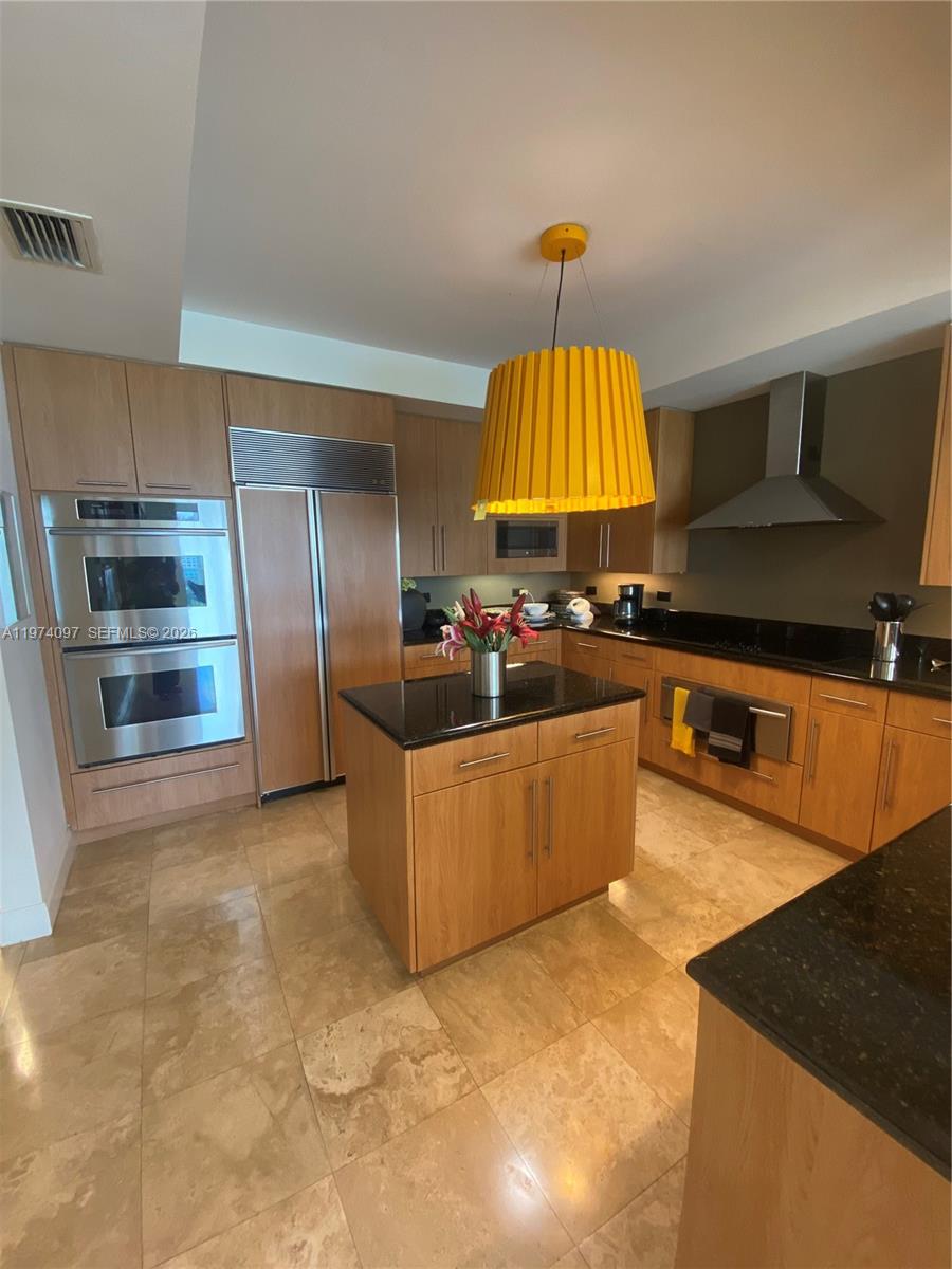 THE PENINSULA CONDO - Residential