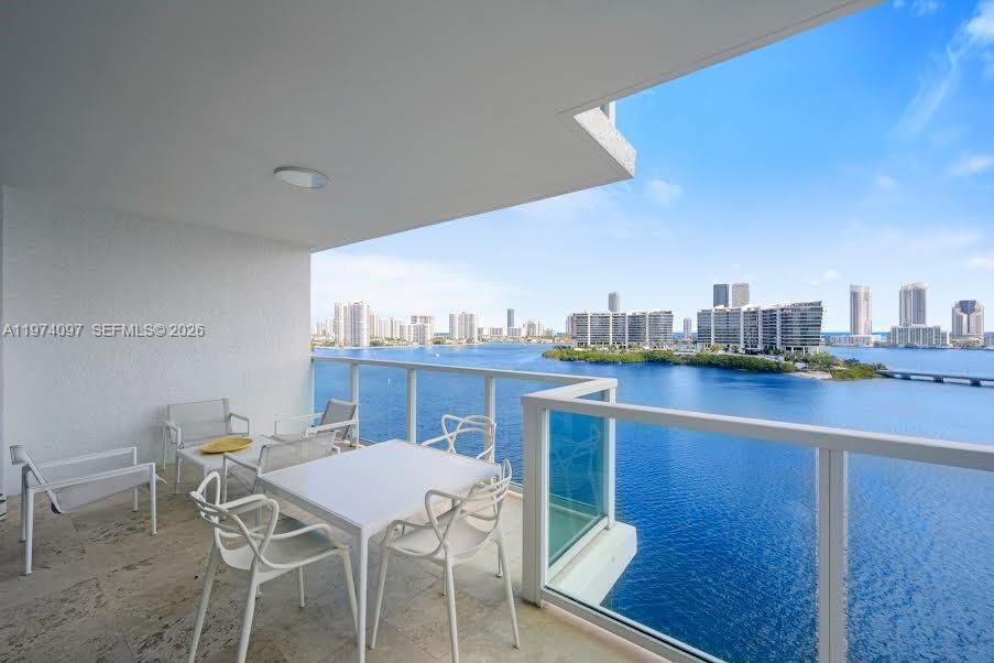 THE PENINSULA CONDO - Residential