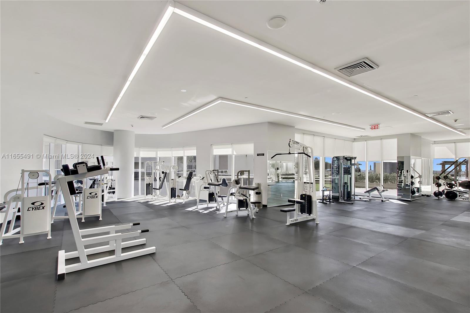 BEACH CLUB CONDO - Residential Lease