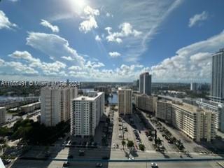 BEACH CLUB CONDO - Residential Lease