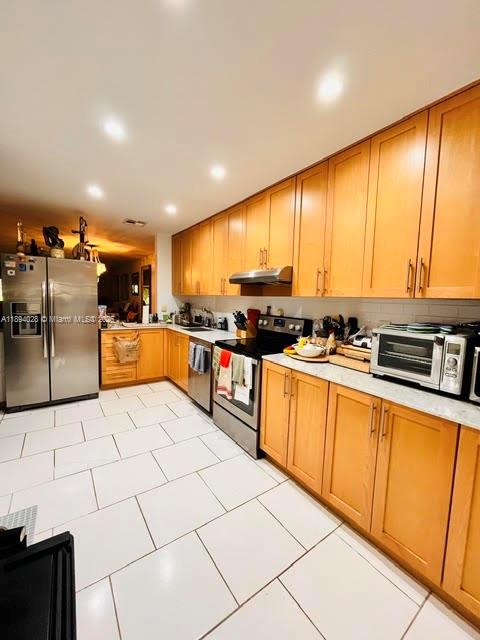 COSTA DEL SOL CONDO NO 2 - Residential
