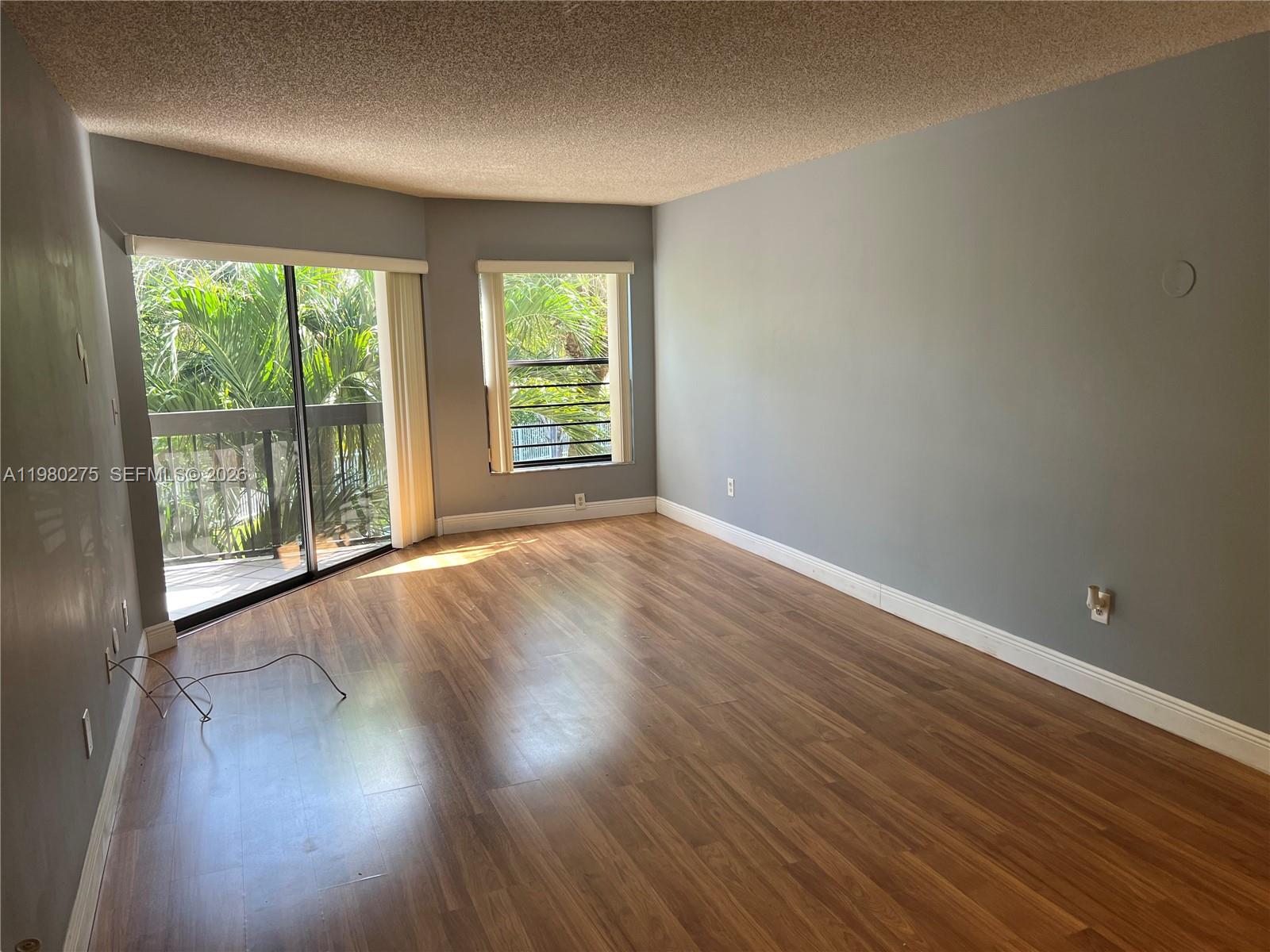 CALUSA CLUB VILG BLDG D N - Residential Lease