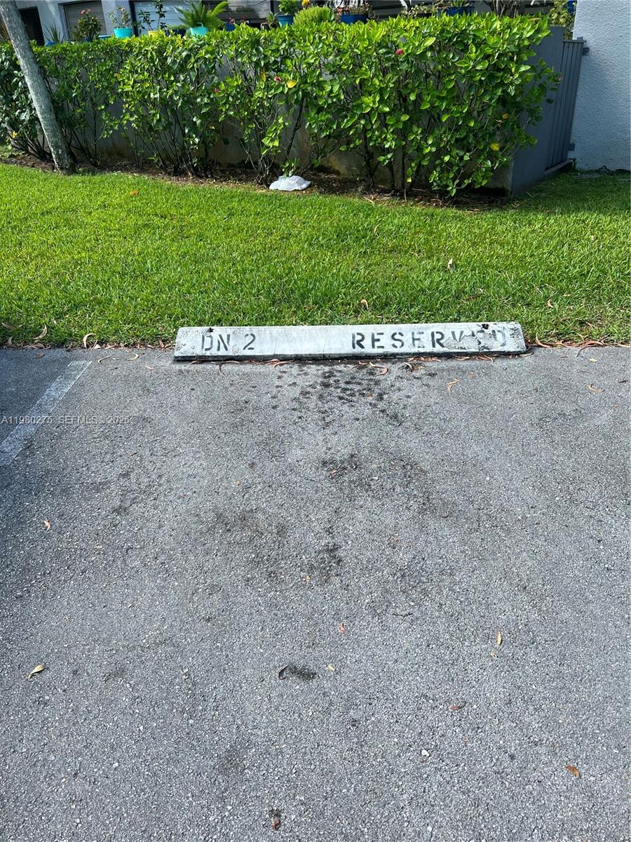 CALUSA CLUB VILG BLDG D N - Residential Lease