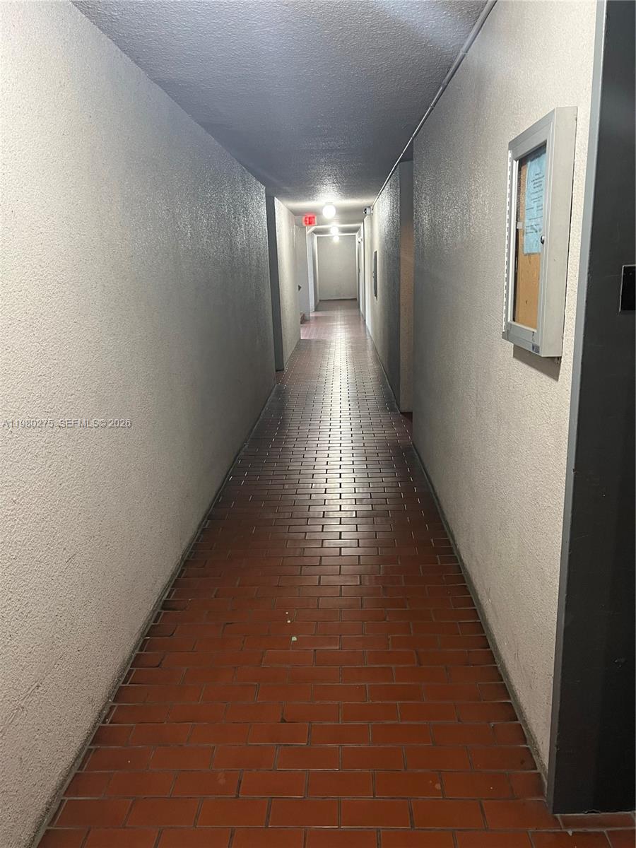 CALUSA CLUB VILG BLDG D N - Residential Lease